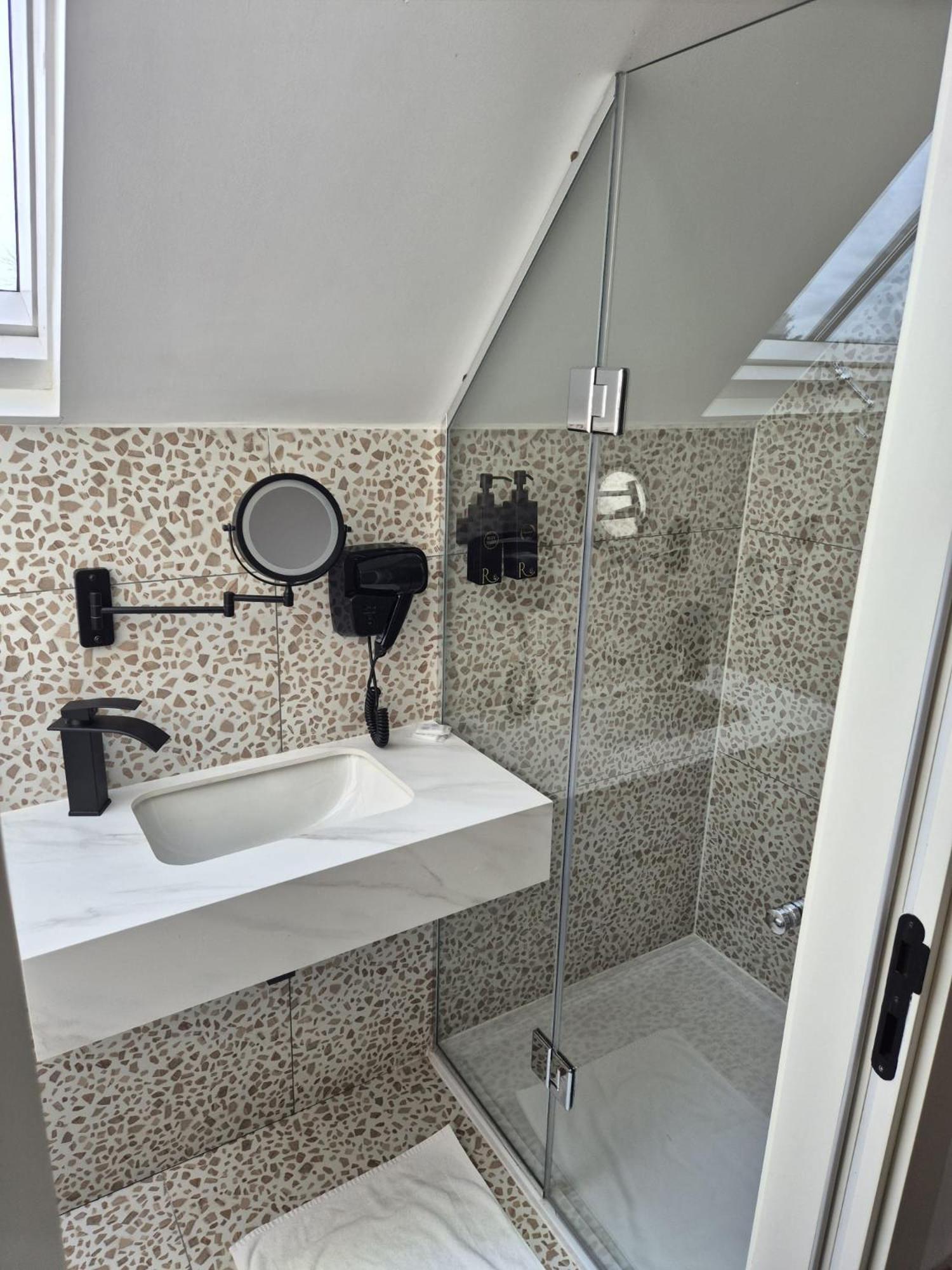 Rosemay Hotel Near London Heathrow Airport Hayes  Zewnętrze zdjęcie