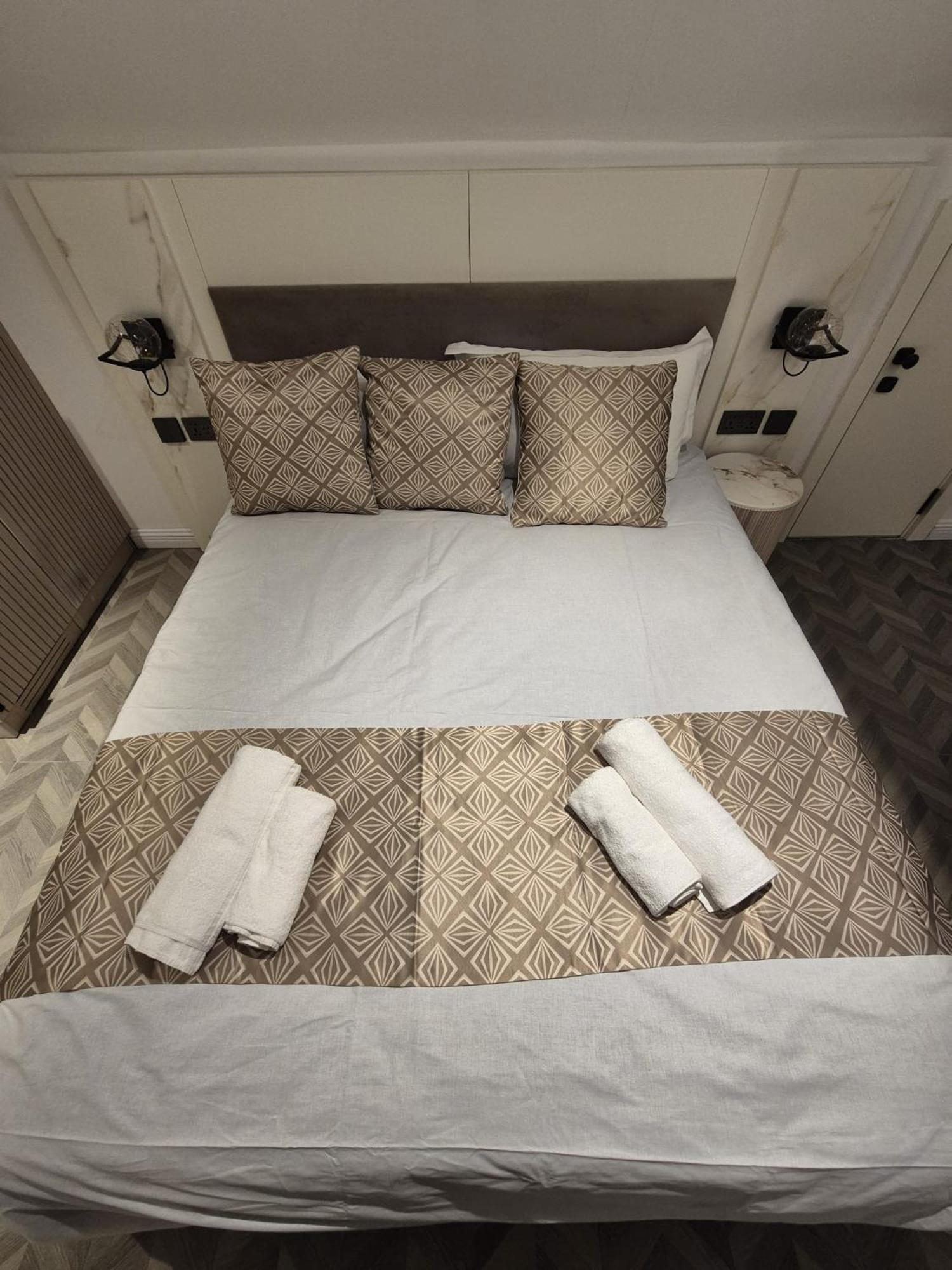 Rosemay Hotel Near London Heathrow Airport Hayes  Zewnętrze zdjęcie